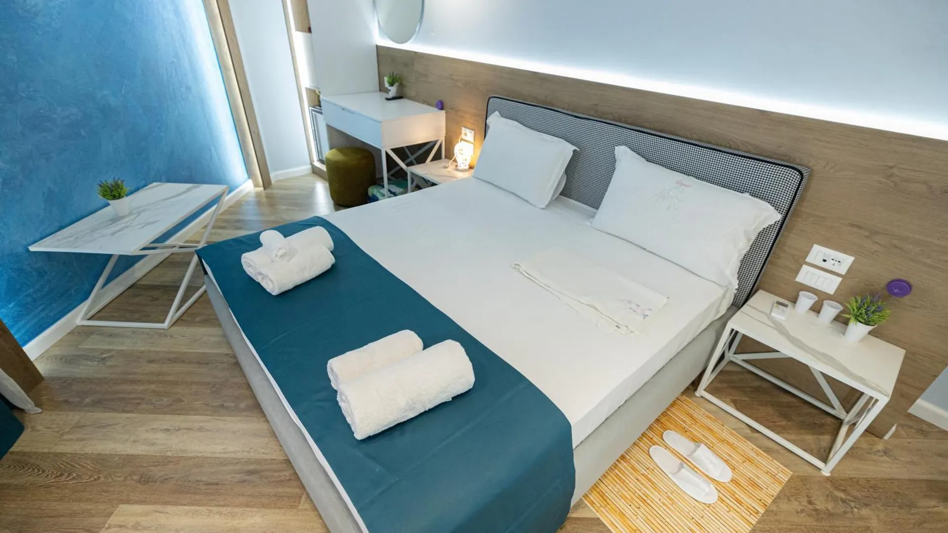 Veranda Boutique Hotel Vlorë 3*,